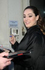 KELLY BROOK leaves Her Hotel in New York 04/16/2015