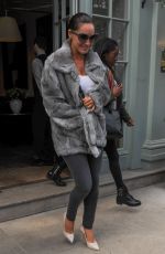 KELLY BROOK Leaves Her London Hotel