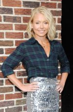 KELLY RIPA Arrives at The Late Show with David Letterman