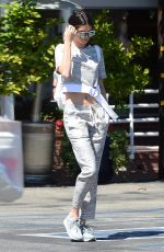 KENDALL and KYLIE JENNER Out for Lunch in Los Angeles