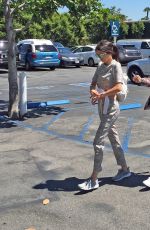 KENDALL and KYLIE JENNER Out for Lunch in Los Angeles