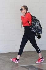 KHLOE KARDASHIAN Arrives at a Gym in Beverly Gills 04/29/2015