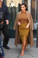 KIM KARDASHIAN Leaves Her Apartment in New York 04/22/2015