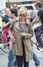 KRISTEN WIIG Out and About in Rome