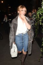 KYLIE MINOGUE Arrives at Town House Restaurant in London