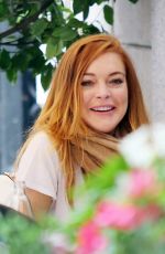 LINDSAY LOHAN Shopping in Milan 04/28/2015