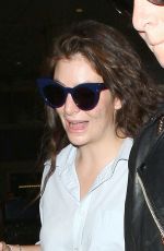 LORDE Arrives at LAX Airport in Los Angeles 04/26/2015
