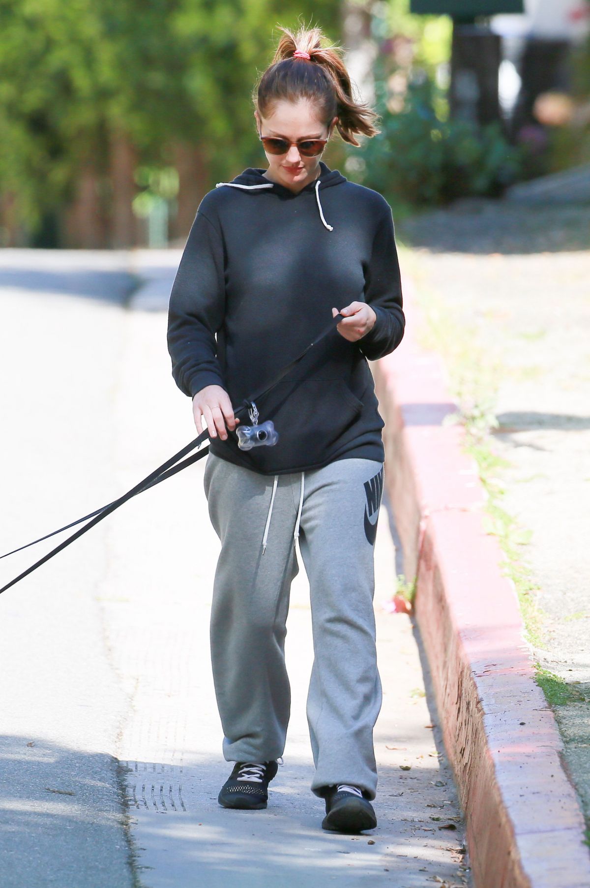 MINKA KELLY Walks Her Dogs Out in West Hollywood – HawtCelebs