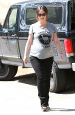 Pregnanr JENNIFE LOVE HEWITT Out and About in Santa Monica