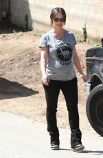 Pregnanr JENNIFE LOVE HEWITT Out and About in Santa Monica