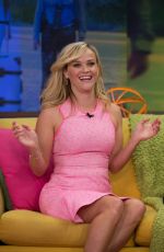 REESE WITHERSPOON and SOFIA VERGARA at Univision
