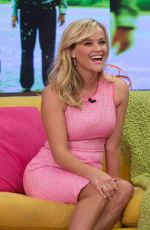 REESE WITHERSPOON and SOFIA VERGARA at Univision