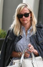 REESE WITHERSPOON Out for Breakfast in Brentwood