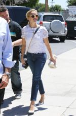 REESE WITHERSPOON Out for Lunch with Friends in Santa Monica