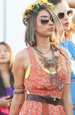 SARAH HYLAND at 2015 Coachella Music Festival, Day 2