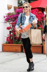 SARAH MICHELLE GELLAR Leaves a Spa in Beverly Hills 04/24/2015