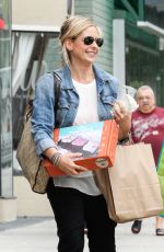 SARAH MICHELLE GELLAR Leaves a Spa in Beverly Hills 04/24/2015