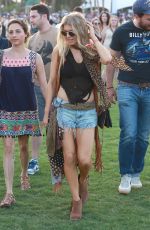STACY FERGIE FERGUSON at 2015 Coachella Valley Music Festival, Day 1
