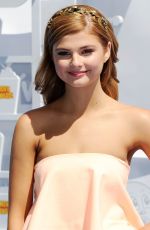 STEFANIE SCOTT at 2015 MTV Movie Awards in Los Angeles