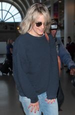 TAYLOR SCHILLING Arrives at LAX Airport in Los Angeles 004/25/2015