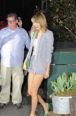 TAYLOR SWIFT Out and About in New York 04/18/2015