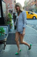 TAYLOR SWIFT Out and About in New York 04/18/2015
