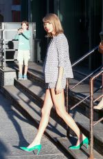 TAYLOR SWIFT Out and About in New York 04/18/2015