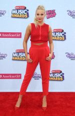 VERONICA DUNNE at 2015 Radio Disney Music Awards in Los Angeles