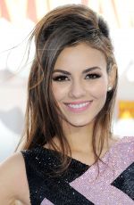 VICTORIA JUSTICE at 2015 MTV Movie Awards in Los Angeles