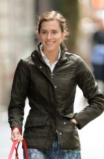ALLISON WILLIAMS Walks Her Dog in New York