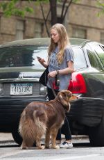 AMANDA SEYFRIED Meet Alec Baldwin in New York 05/11/2015