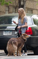 AMANDA SEYFRIED Meet Alec Baldwin in New York 05/11/2015