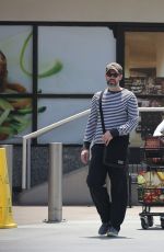 AMY ADAMS Out for Grocery Shopping in Los Angeles 05/29/2015