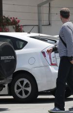 AMY ADAMS Out for Grocery Shopping in Los Angeles 05/29/2015