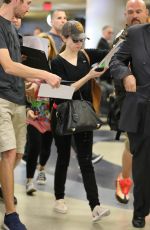 ANNA KENDRICK Arrives at Los Angeles International Airport 05/29/2015