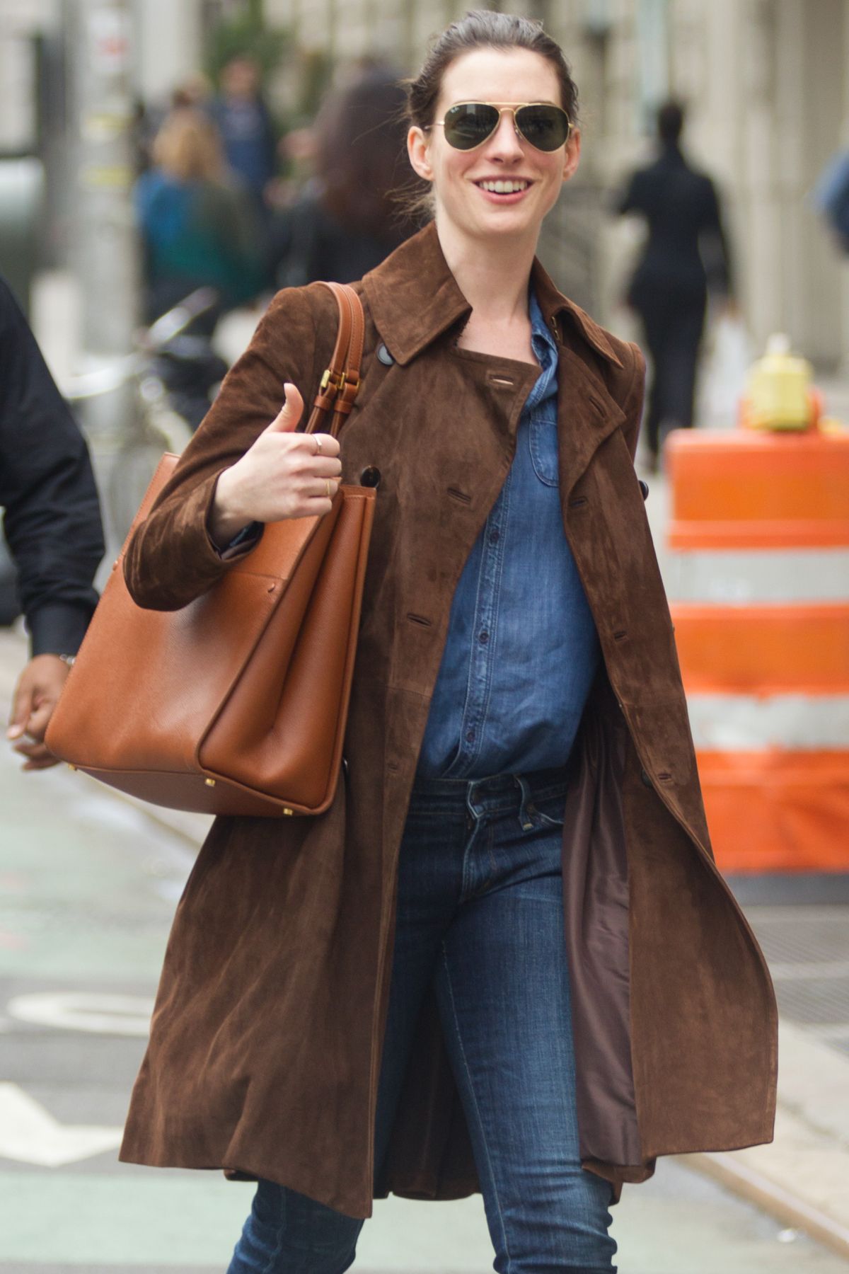 ANNE HATHAWAY Out and About in New York 005/09/2015 – HawtCelebs