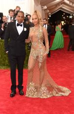 BEYONCE at MET Gala 2015 in New York