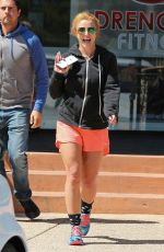 BRITNEY SPEARS Leaves Drenched Fitness in Thousand Oaks 05/10/2015