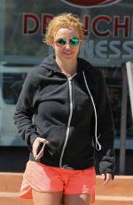 BRITNEY SPEARS Leaves Drenched Fitness in Thousand Oaks 05/10/2015