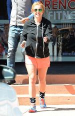 BRITNEY SPEARS Leaves Drenched Fitness in Thousand Oaks 05/10/2015