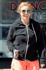 BRITNEY SPEARS Leaves Drenched Fitness in Thousand Oaks 05/10/2015