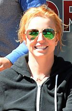BRITNEY SPEARS Leaves Drenched Fitness in Thousand Oaks 05/10/2015