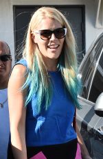 BUSY PHILIPPS Out and About in Los Angeles 05/01/2015