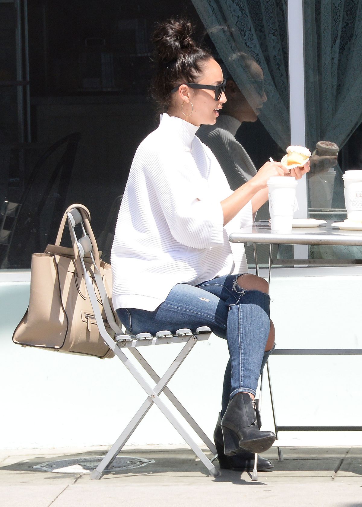 CARA SANTANA Out for Lunch in Los Angeles 05/12/2015