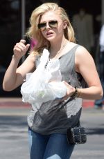CHLOE MORETZ at Beverly Glen Shopping Center in Beverly Hills 05/11/2015