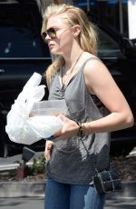 CHLOE MORETZ at Beverly Glen Shopping Center in Beverly Hills 05/11/2015