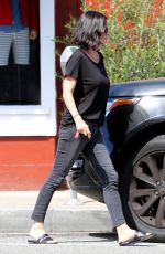 COURTNEY COX Leaves Brentwood Country Market 04/29/2015