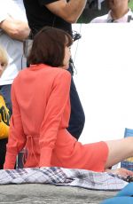 DAKOTA JOHNSON on the Set of How to be Single 05/28/2015
