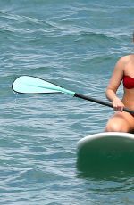 ELSABETH HARNOIS Paddleboarding in Maui 05/27/2015