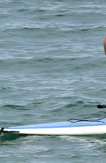 ELSABETH HARNOIS Paddleboarding in Maui 05/27/2015
